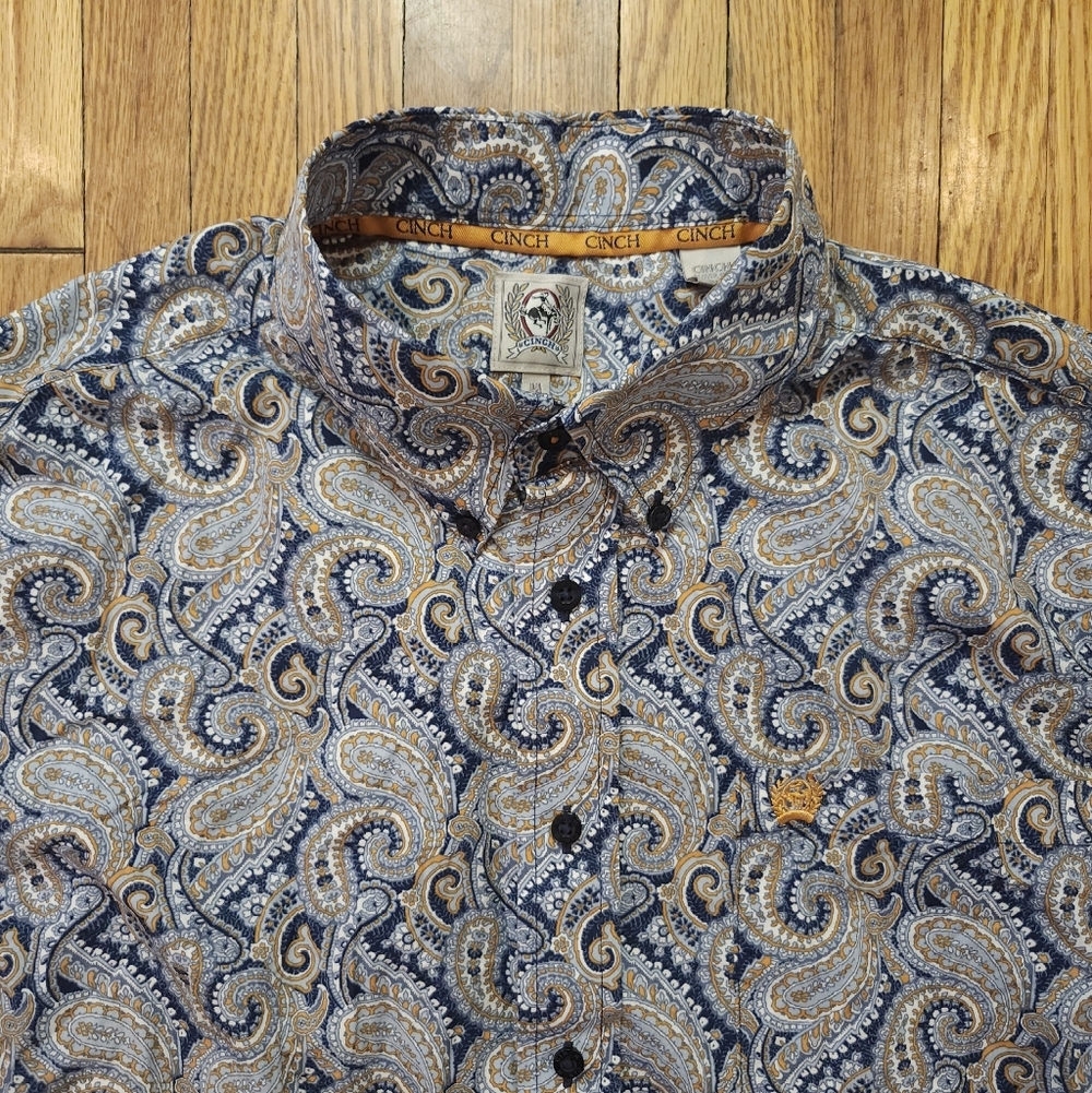 Cinch Mens Button Down Shirt Size M Paisley Blie Orange